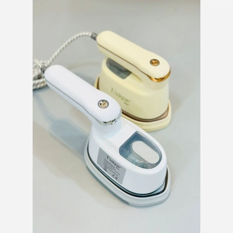 اتو مسافرتی یونیک مکس مدل UM-229