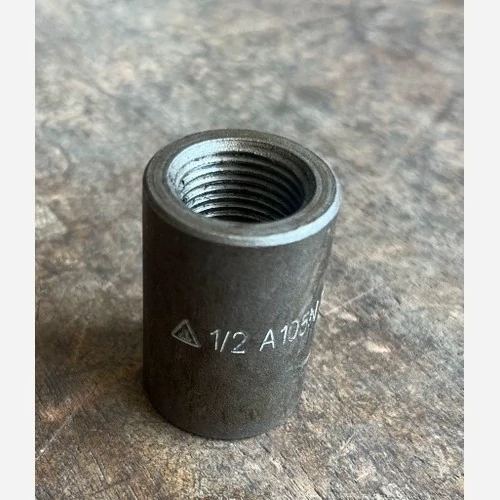 کوپلینگ رزوه ای  فولادی 1 2 اینچ A105 3000 psi