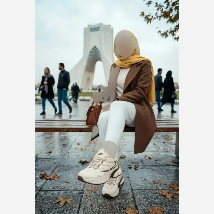 کیف مجلسی زنانه مدل اهو جنس ورنی درجه یک ابعاد 19 در 25 سانتیمتر