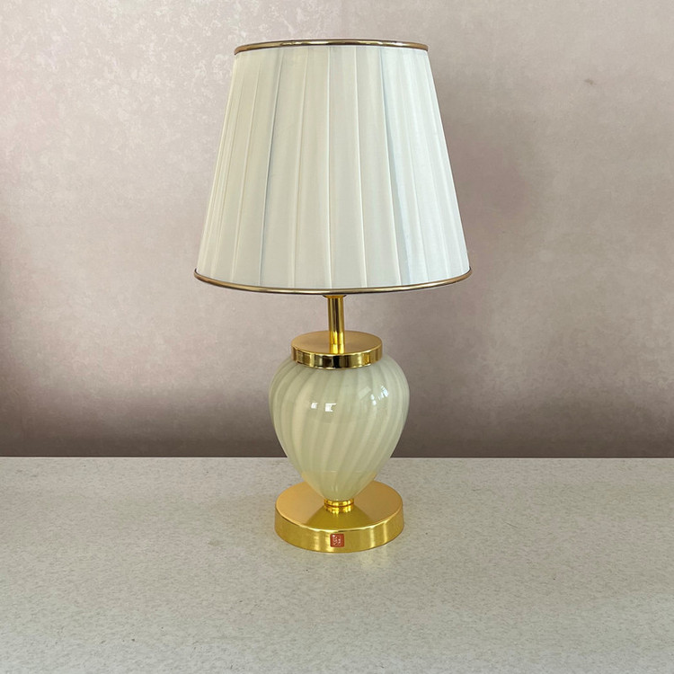 آباژور رومیزی نورهام مدل NHM -SARINA M2 -28