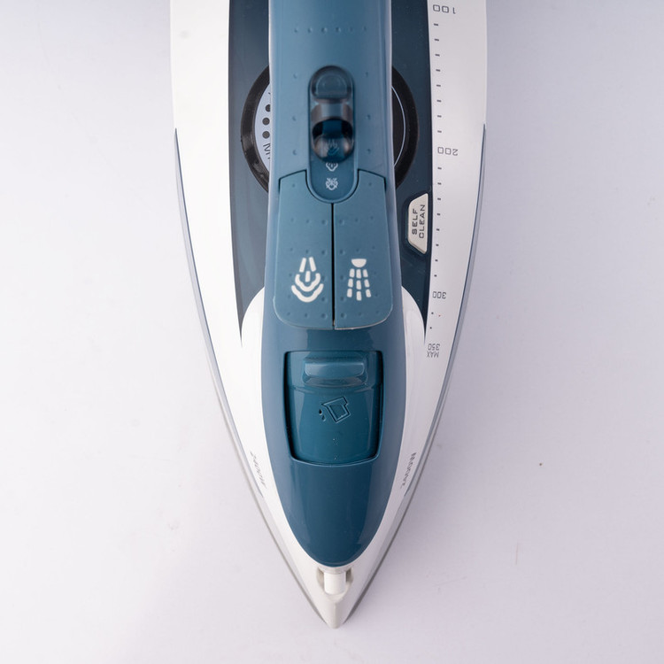 اتو بخار کورس مدل csi-1486