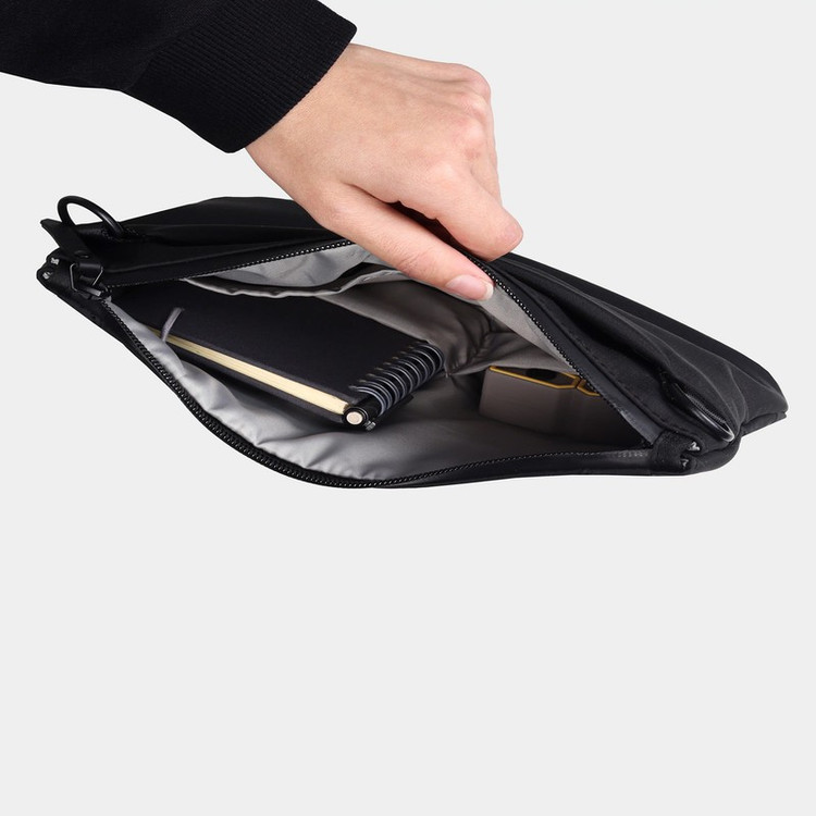 کیف رودوشی ویکتور ویر مدل فلت