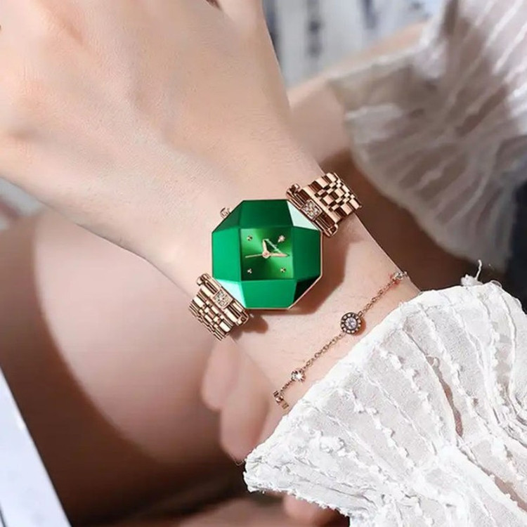 ساعت مچی عقربه ای زنانه پوداگار مدل 005 PG