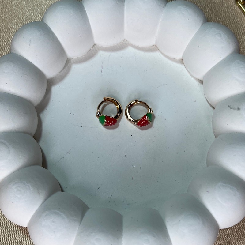 گوشواره حلقه ای زنانه ژوپینگ مدل توت فرنگی bah014