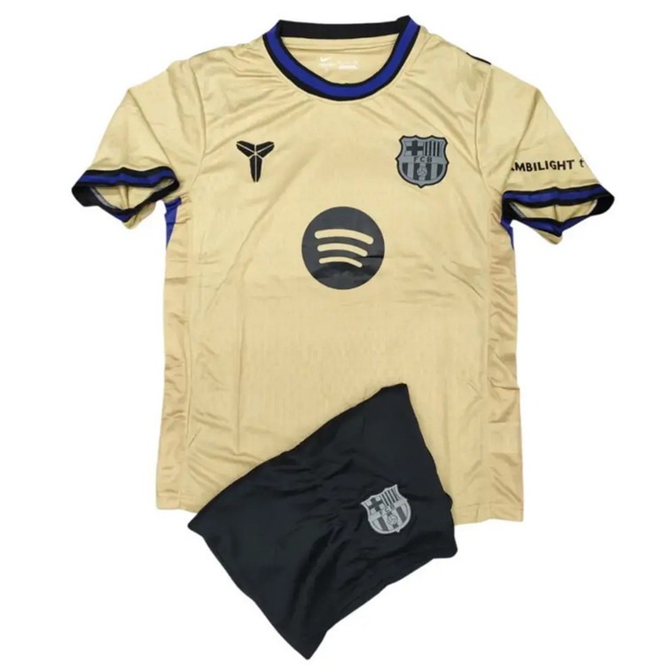 ست تیشرت آستین کوتاه و شلوارک ورزشی مردانه مدل بارسلونا Away 2026