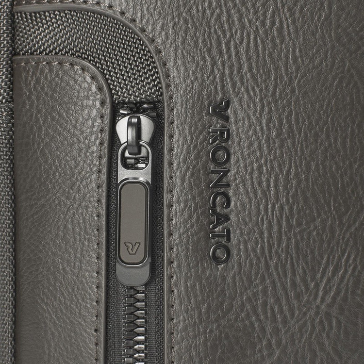 کیف رودوشی مردانه رونکاتو مدل PANAMA 4.0 COMPACT CROSSBODY کد 400890