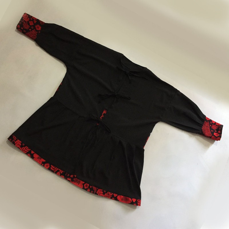 مانتو زنانه مدل عروسکی کیمانو تافته کد tm-2771