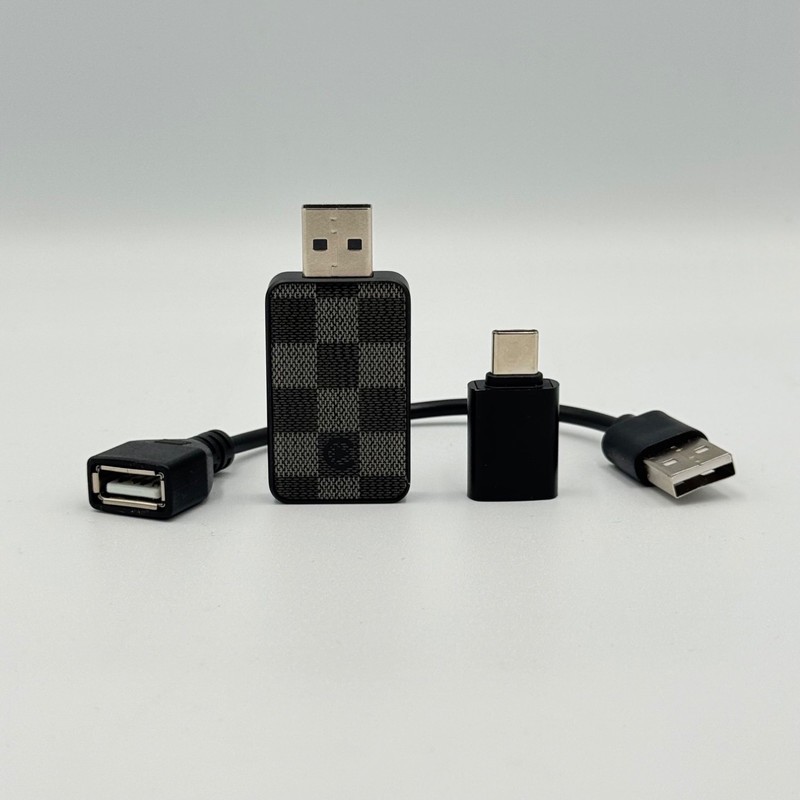 کارپلی و اندروید اتو مدل Wireless CarPlay/Android Auto به همراه مبدل USB به USB-C و کابل افزایش طول USB