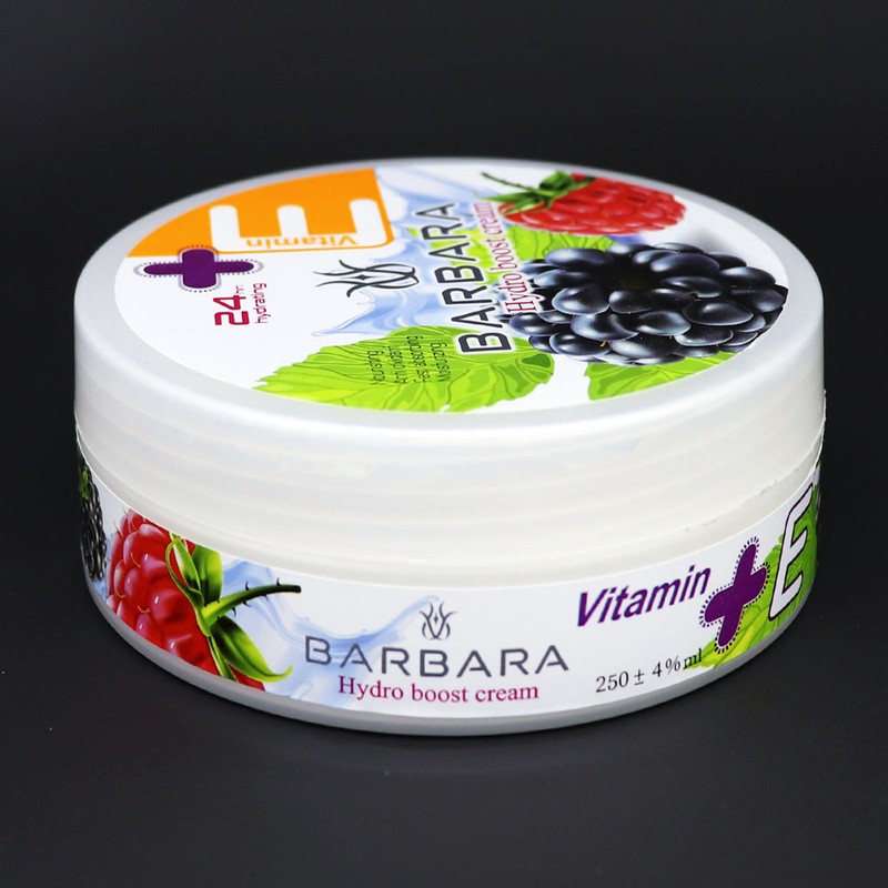 کرم مرطوب کننده و آبرسان باربارا مدل Three vitamins حجم 250 میلی لیتر مجموعه 3 عددی