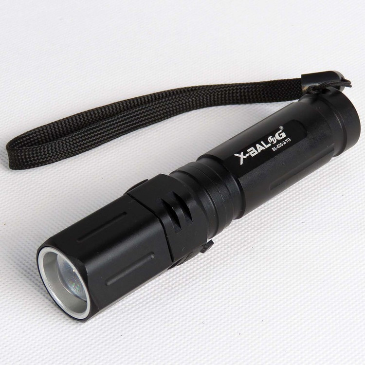 چراغ قوه دستی ایکس-بالوگ مدل X-Bal کد 2168 با نور مهتابی