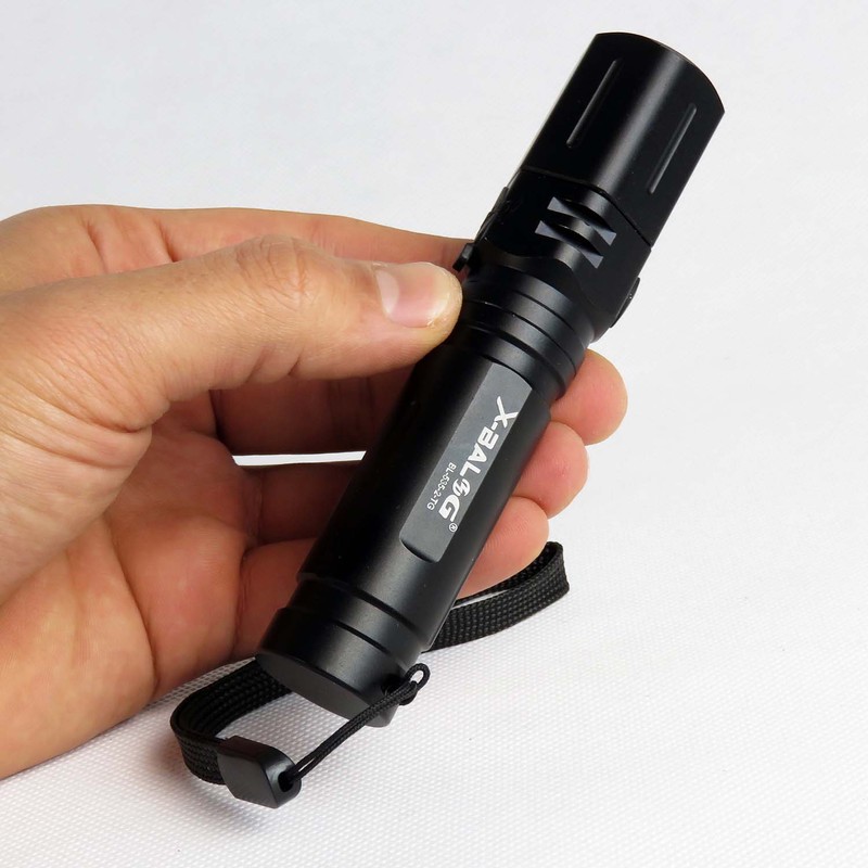 چراغ قوه دستی ایکس-بالوگ مدل X-Bal کد 2168 با نور مهتابی