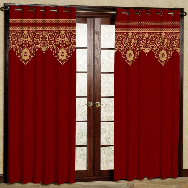 پرده مدل طرح دار مخمل پانچی کد 4135 سایز 200x140 سانتی متر